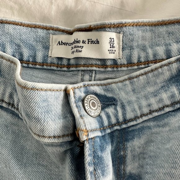 NWT Abercrombie High Rise Skinny Jeans Size 33 / 16 - Picture 4 of 4
